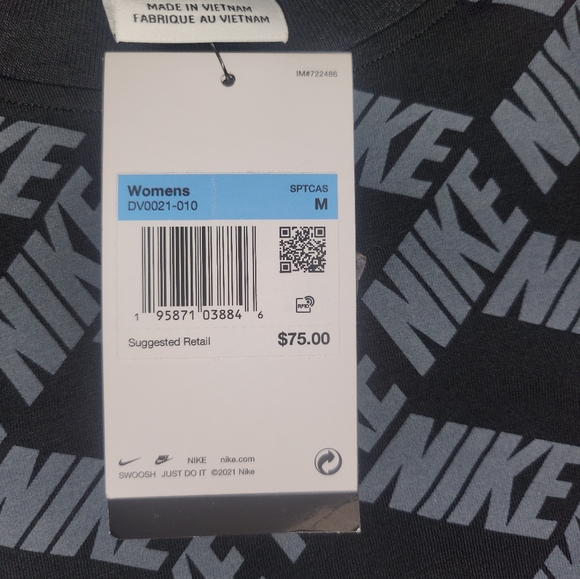 Nike - Picture 2 of 2